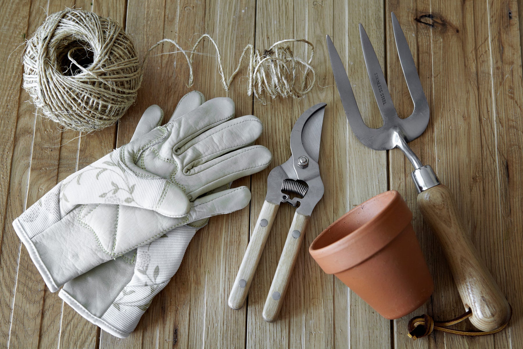Essential Gardening Tools For Beginners